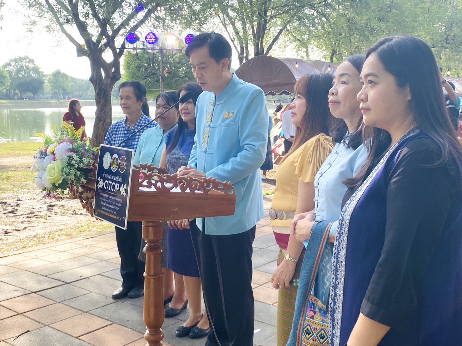 พช.สุโขทัย จัดกิจกรรมทดสอบตลาดของผลิตภัณฑ์ OTOP ที่ได้รับการพัฒนาตามโครงการส่งเสริมกระบวนการเครือข่ายองค์ความรู้ KBO (Knowledge-base OTOP)