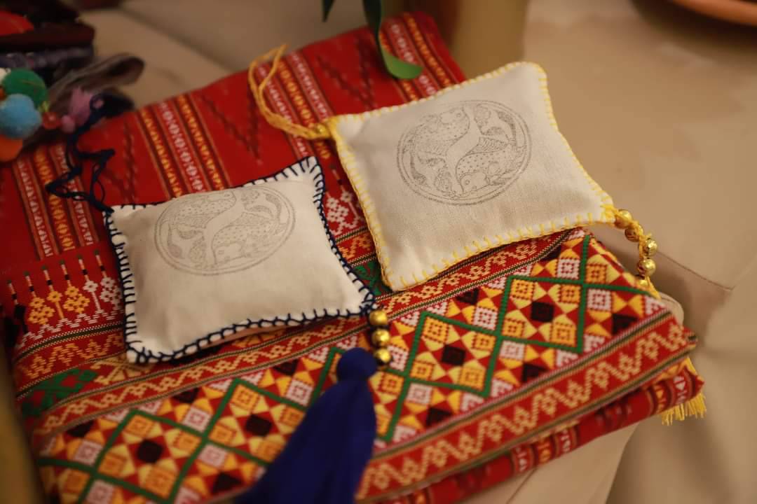 ร่วมประชุม อพท.4 คณะกรรมการพิจารณาคัดเลือกผลิตภัณฑ์และให้คำปรึกษาแนะนำแนวทางการพัฒนาผลิตภัณฑ์ชุมชนในพื้นที่พิเศษอุทยานประวัติศาสตร์สุโขทัย ศรีสัชนาลัย กำแพงเพชร