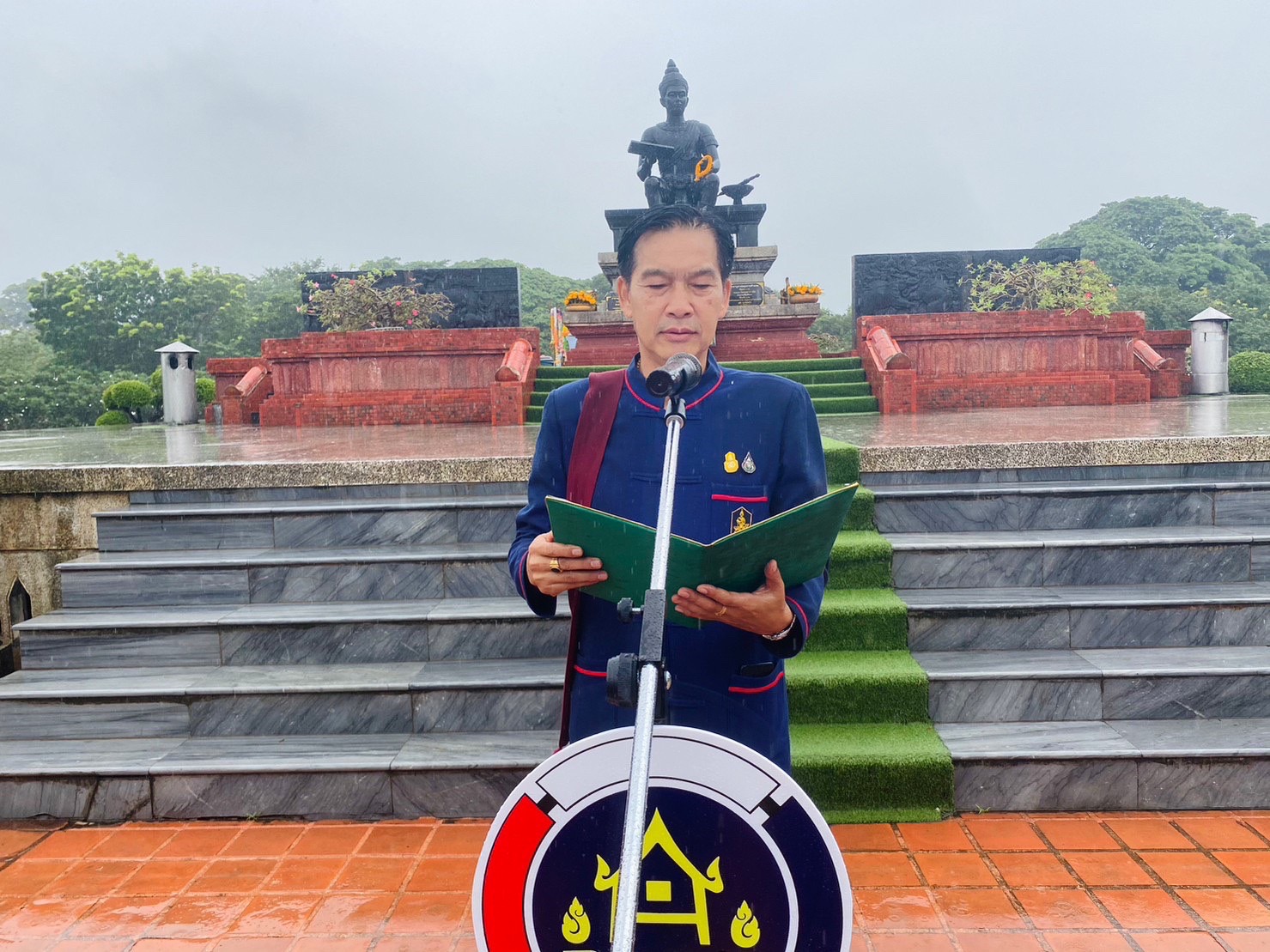 พช.สุโขทัย จัดใหญ่!! กิจกรรมเนื่องในโอกาสวันคล้ายวันก่อตั้งกรมการพัฒนาชุมชนครบรอบ 61 ปี