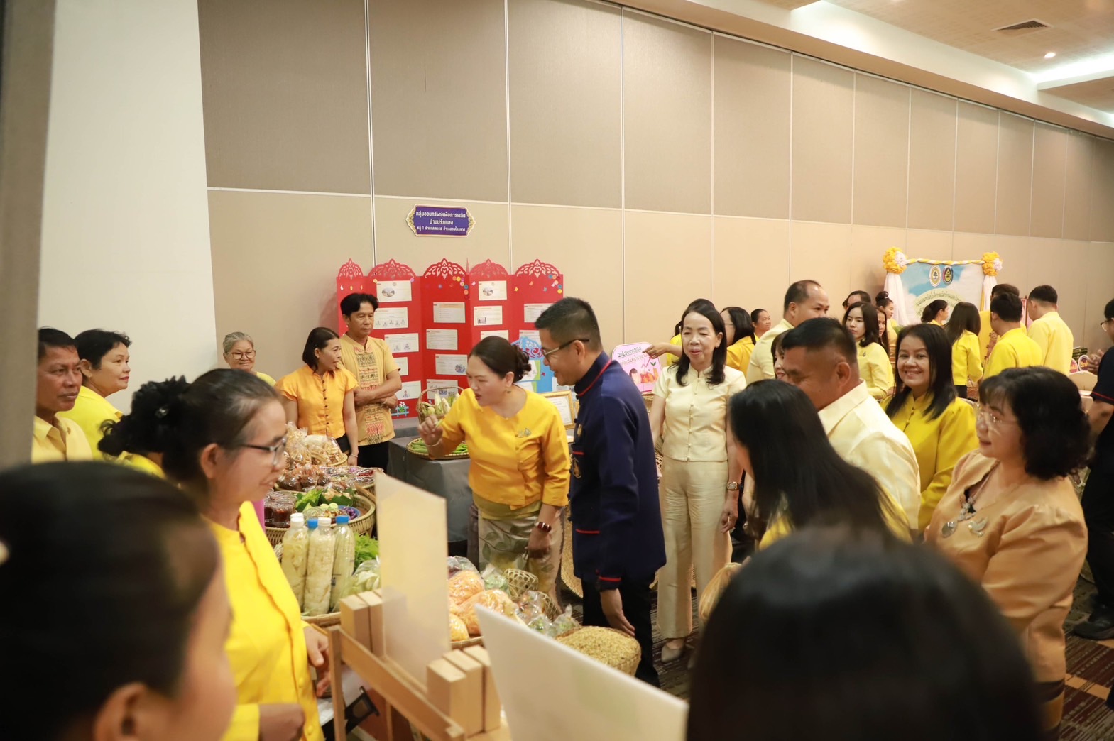 จังหวัดสุโขทัยจัดกิจกรรม “มหกรรมการออม 50 ปี ทุนชุมชนขับเคลื่อนเศรษฐกิจฐานราก (ระดับภูมิภาค)” ประจำปี 2567