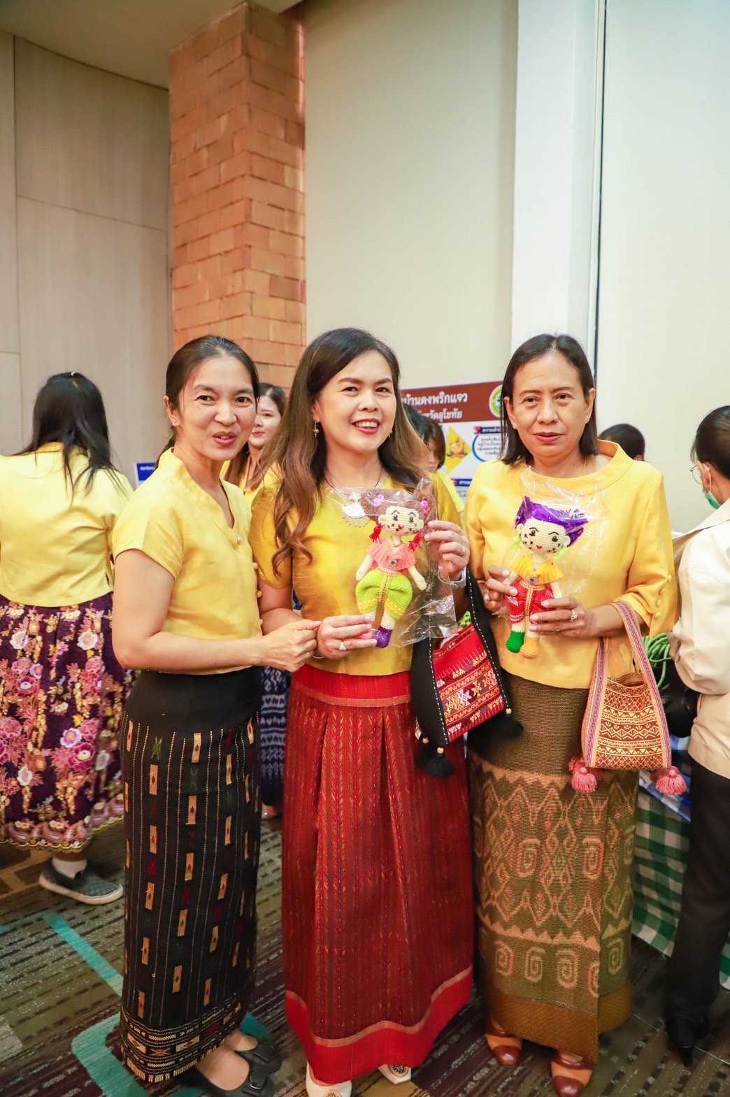 จังหวัดสุโขทัยจัดกิจกรรม “มหกรรมการออม 50 ปี ทุนชุมชนขับเคลื่อนเศรษฐกิจฐานราก (ระดับภูมิภาค)” ประจำปี 2567