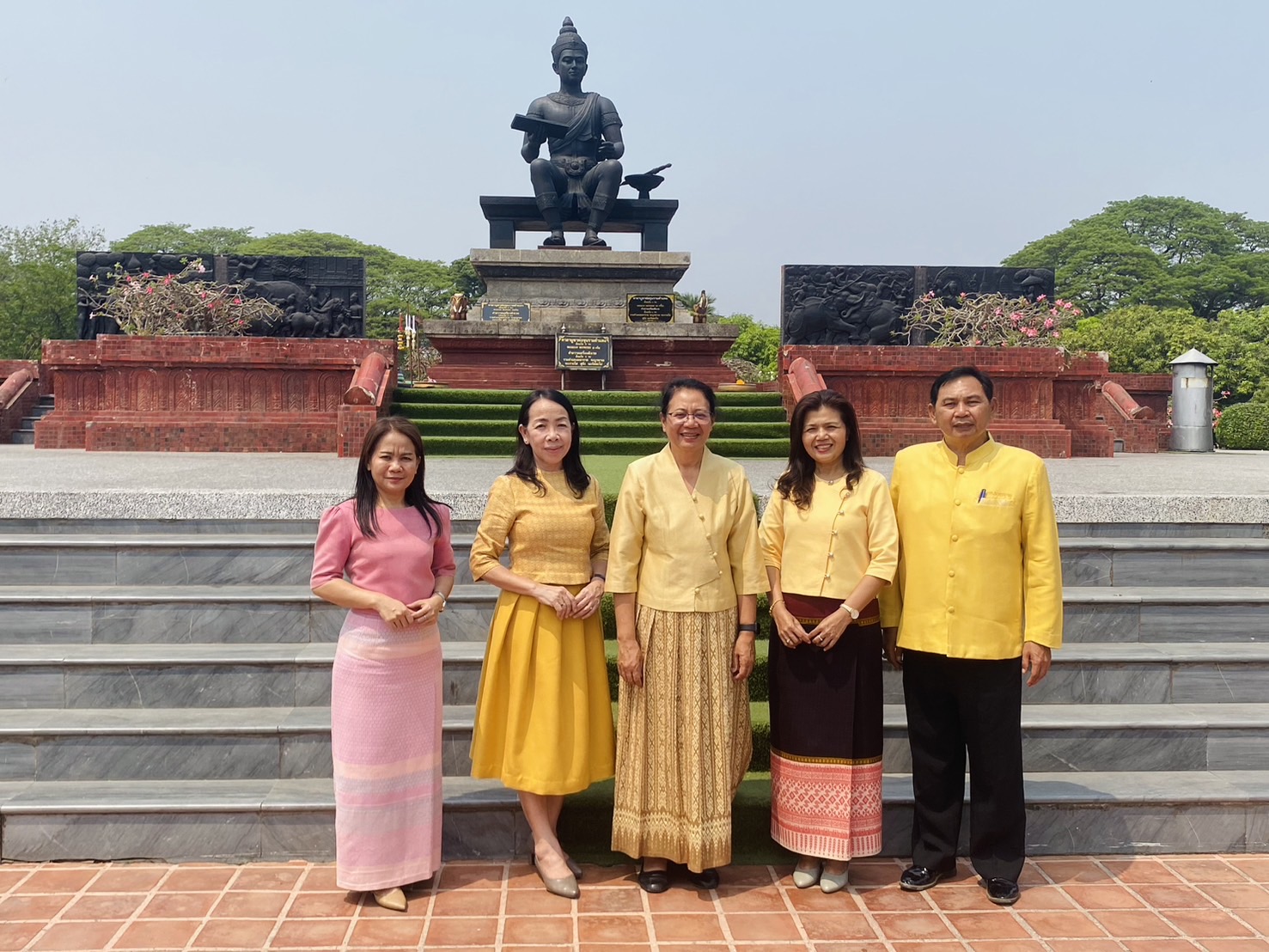 ผู้ตรวจราชการกรมการพัฒนาชุมชนเขตตรวจราชการที่ 17 กลุ่มจังหวัดภาคเหนือตอนล่าง 1 ลงพื้นที่ตรวจราชการจังหวัดสุโขทัย