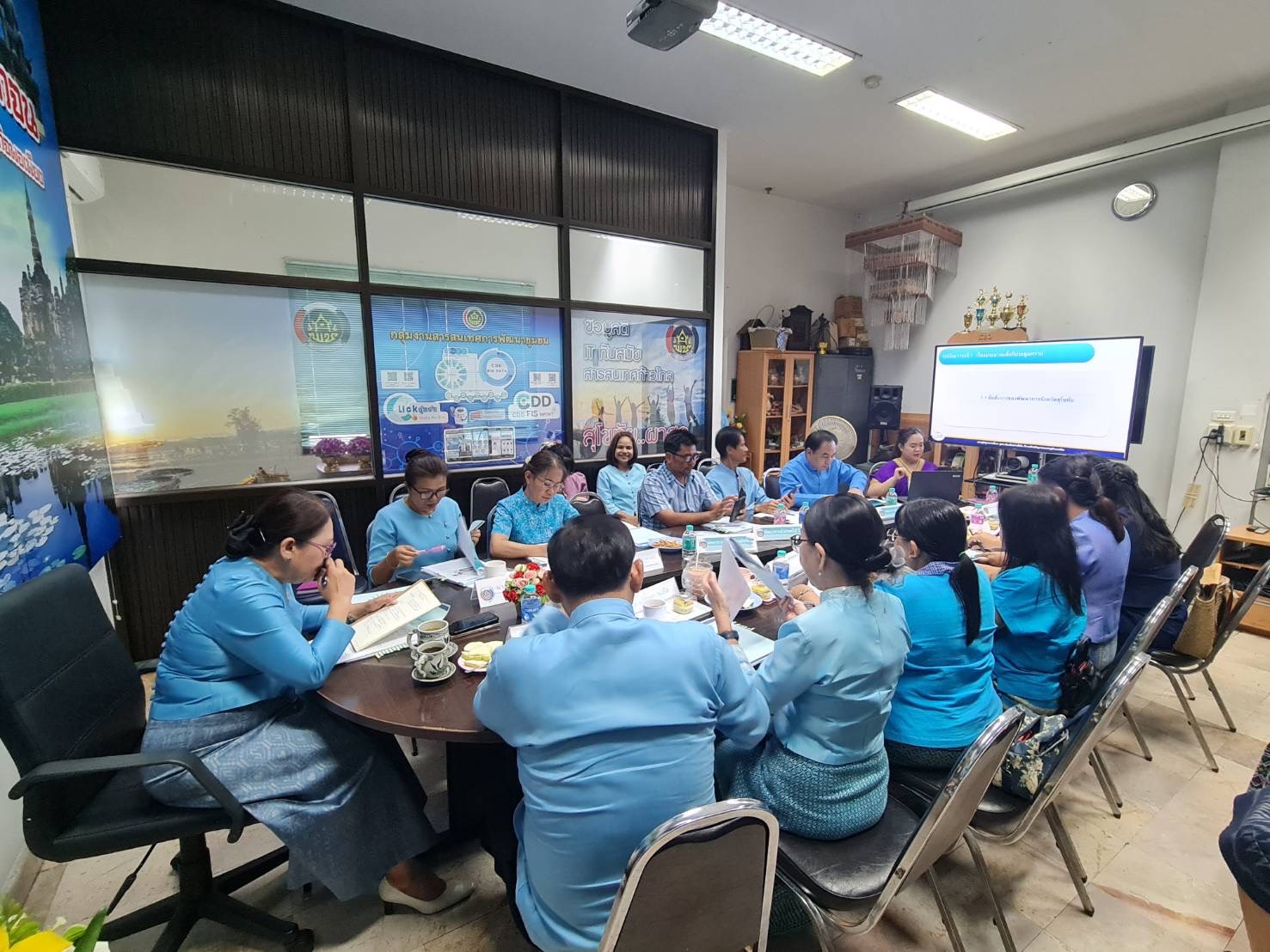 พช.สุโขทัย ประชุมผู้อำนวยการกลุ่มงานฯ พัฒนาการอำเภอและนักวิชาการพัฒนาชุมชน ครั้งที่ 2/2567 ติดตามตรวจสอบการใช้จ่ายเงินงบประมาณ