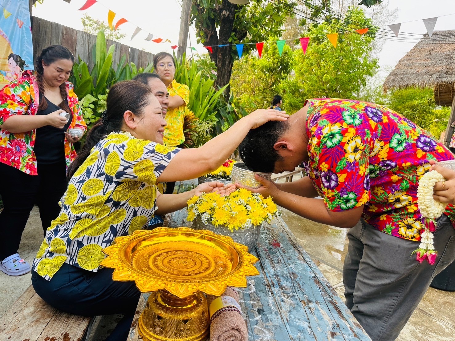 💦เย็นทั่วหล้า มหาสงกรานต์ เบิกบานสราญใจ พช.สุโขทัย Soft Power🎉