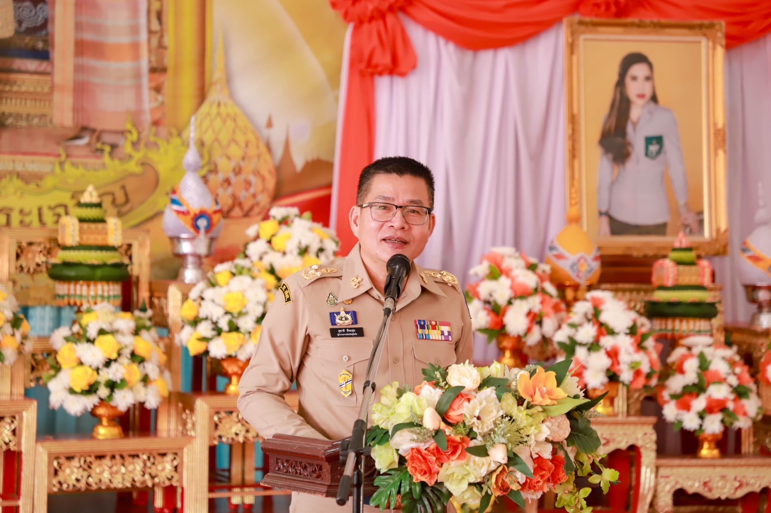 พช.สุโขทัย ร่วมกิจกรรมโครงการ “หน่วยบำบัดทุกข์ บำรุงสุข สร้างรอยยิ้มให้ประชาชน” จังหวัดเคลื่อนที่ ในพื้นที่อำเภอกงไกรลาศ