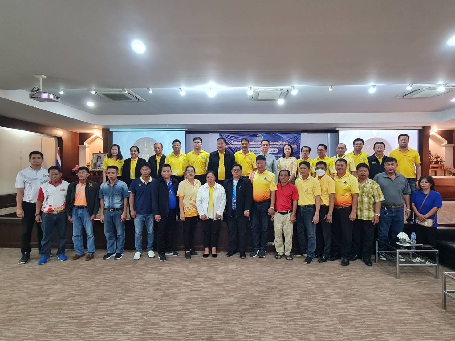 พัฒนาชุมชนสุโขทัยร่วมกับองค์การบริหารส่วนจังหวัดสุโขทัยขับเคลื่อนการดำเนินงานป้องกันและแก้ไขปัญหายาเสพติด