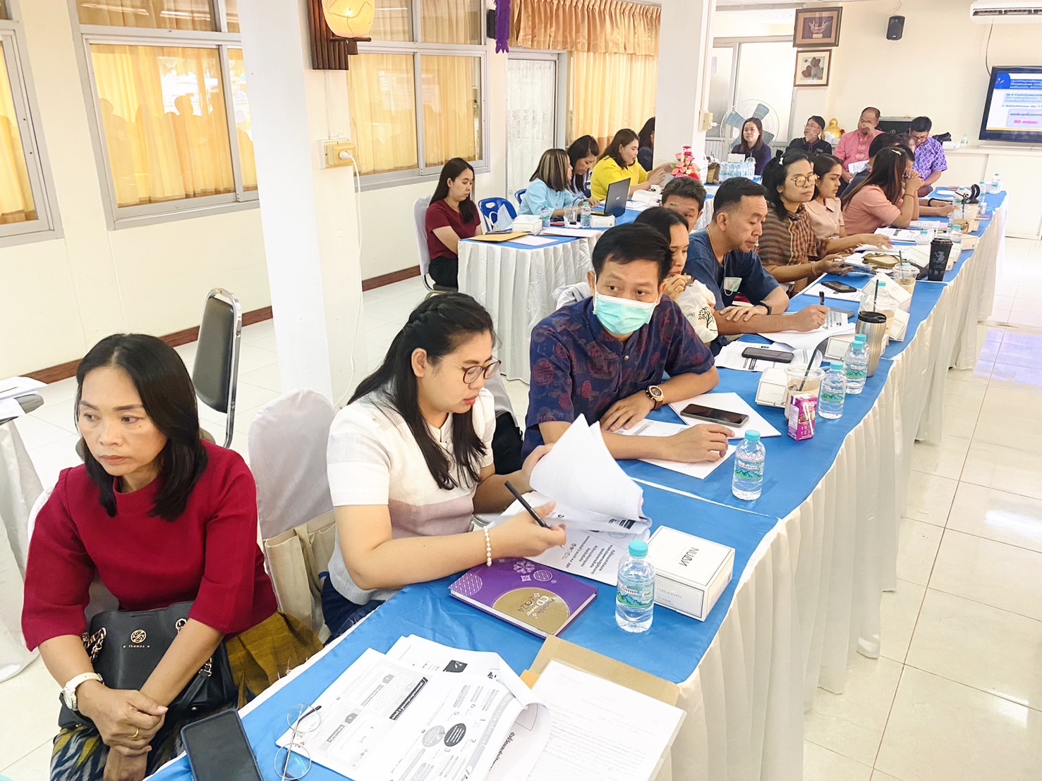 🌈พช.สุโขทัย เคลื่อนทัพขับเคลื่อนงานพัฒนาชุมชน ไตรมาสที่ 3 – 4/2567 จัดประชุมถ่ายทอดตัวชี้วัดค่าเป้าหมายและการประเมินผลการปฏิบัติราชการ และการดำเนินงานตามภารกิจสำคัญ