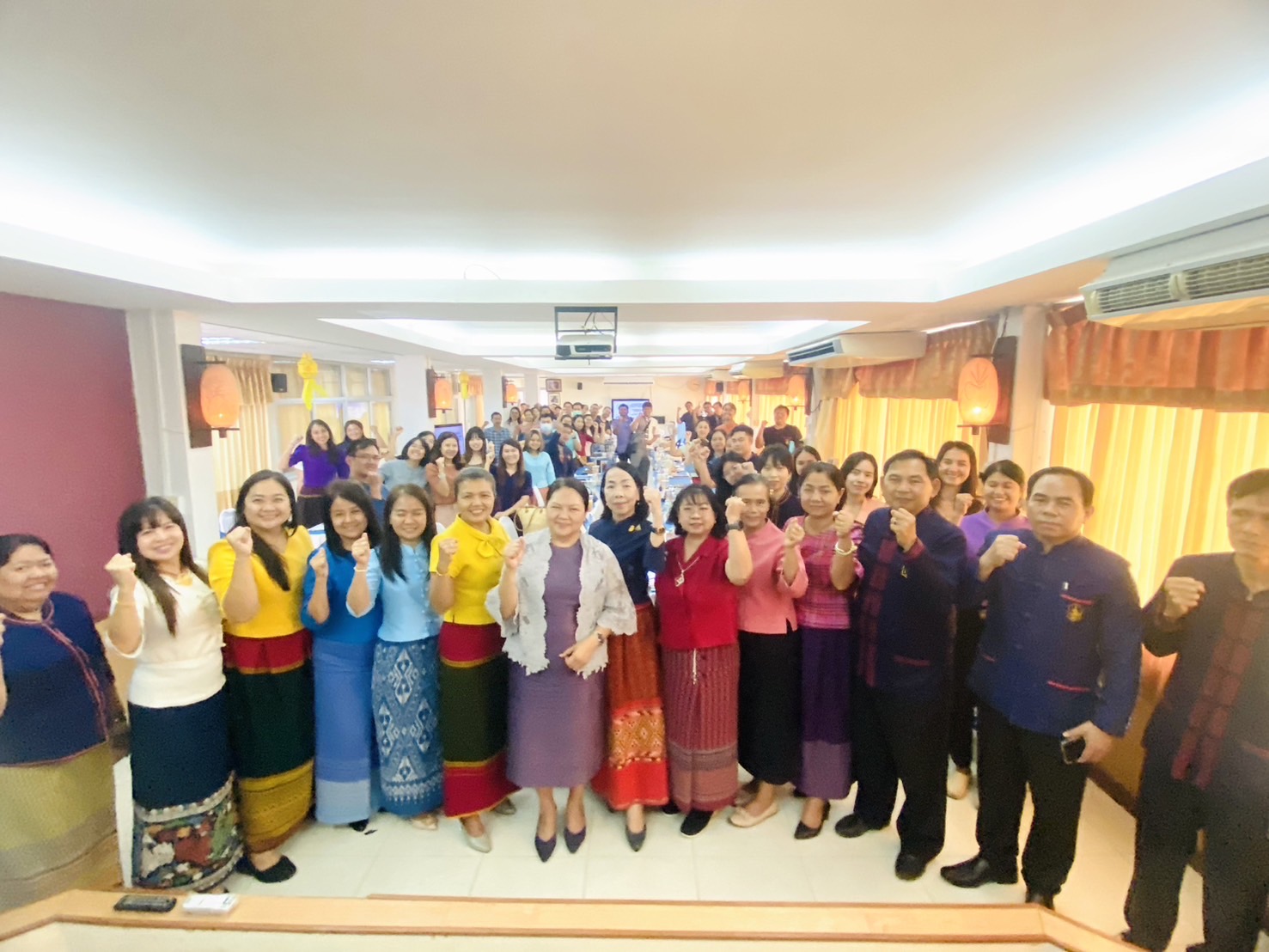 🌈พช.สุโขทัย เคลื่อนทัพขับเคลื่อนงานพัฒนาชุมชน ไตรมาสที่ 3 – 4/2567 จัดประชุมถ่ายทอดตัวชี้วัดค่าเป้าหมายและการประเมินผลการปฏิบัติราชการ และการดำเนินงานตามภารกิจสำคัญ