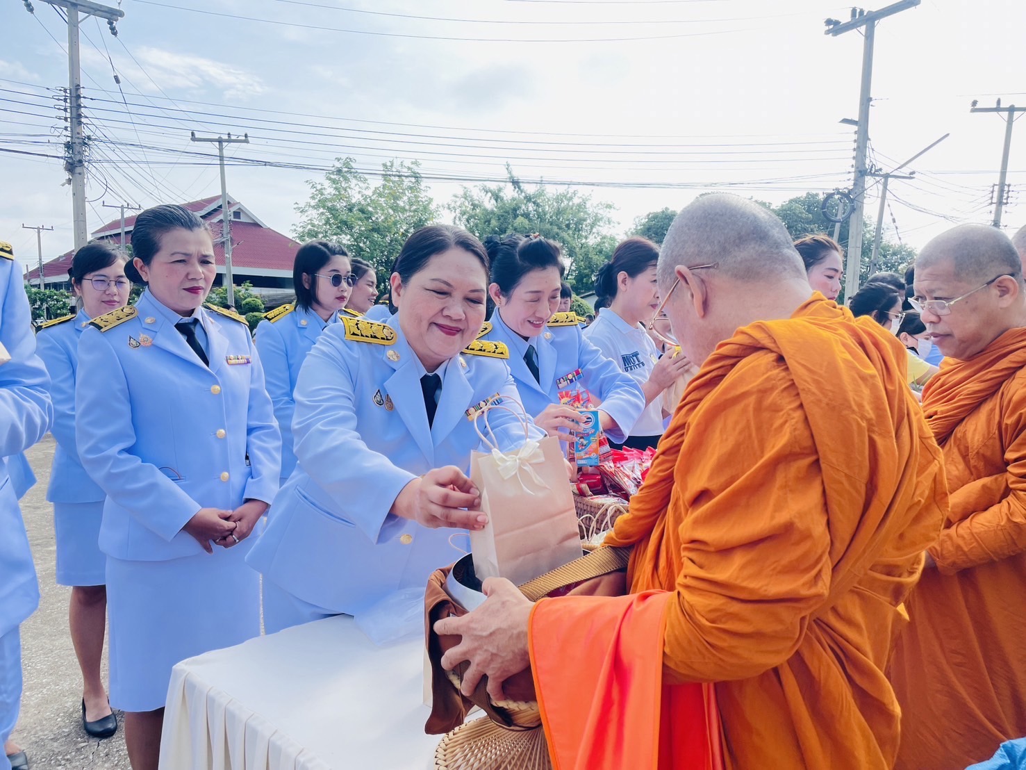 พช.สุโขทัย ร่วมงานรัฐพิธีวันที่ระลึกพระบาทสมเด็จพระปกเกล้าเจ้าอยู่หัว ประจำปี 2567