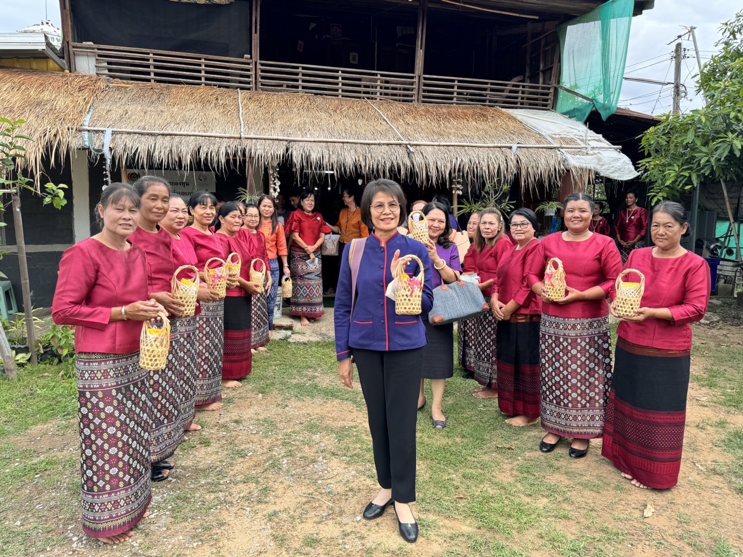 รองผู้ว่าราชการจังหวัดสุโขทัย ลงพื้นที่อำเภอกงไกรลาศและอำเภอศรีสำโรง เพื่อคัดเลือกคนกองทุนพัฒนาบทบาทสตรีดีเด่นระดับจังหวัดตามโครงการเชิดชูเกียรติคนกองทุนพัฒนาบทบาทสตรี ประจำปี 2567