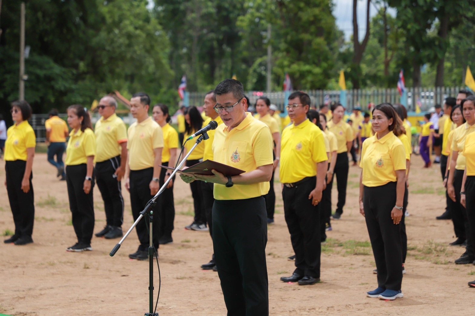 ช.สุโขทัย ร่วมพิธีรับมอบธงตราสัญลักษณ์ งานเฉลิมพระเกียรติพระบาทสมเด็จพระเจ้าอยู่หัว เนื่องในโอกาสพระราชพิธีมหามงคลเฉลิมพระชนมพรรษา 6 รอบ 28 กรกฎาคม 2567