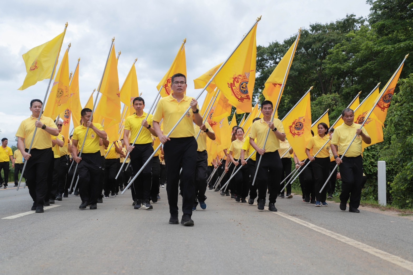 ช.สุโขทัย ร่วมพิธีรับมอบธงตราสัญลักษณ์ งานเฉลิมพระเกียรติพระบาทสมเด็จพระเจ้าอยู่หัว เนื่องในโอกาสพระราชพิธีมหามงคลเฉลิมพระชนมพรรษา 6 รอบ 28 กรกฎาคม 2567