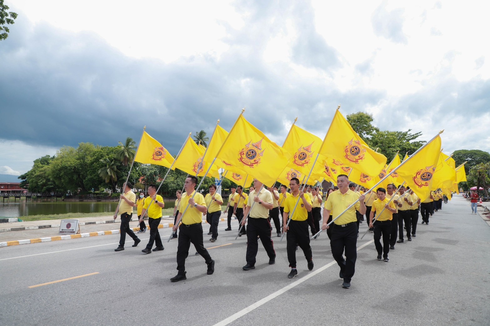 ช.สุโขทัย ร่วมพิธีรับมอบธงตราสัญลักษณ์ งานเฉลิมพระเกียรติพระบาทสมเด็จพระเจ้าอยู่หัว เนื่องในโอกาสพระราชพิธีมหามงคลเฉลิมพระชนมพรรษา 6 รอบ 28 กรกฎาคม 2567