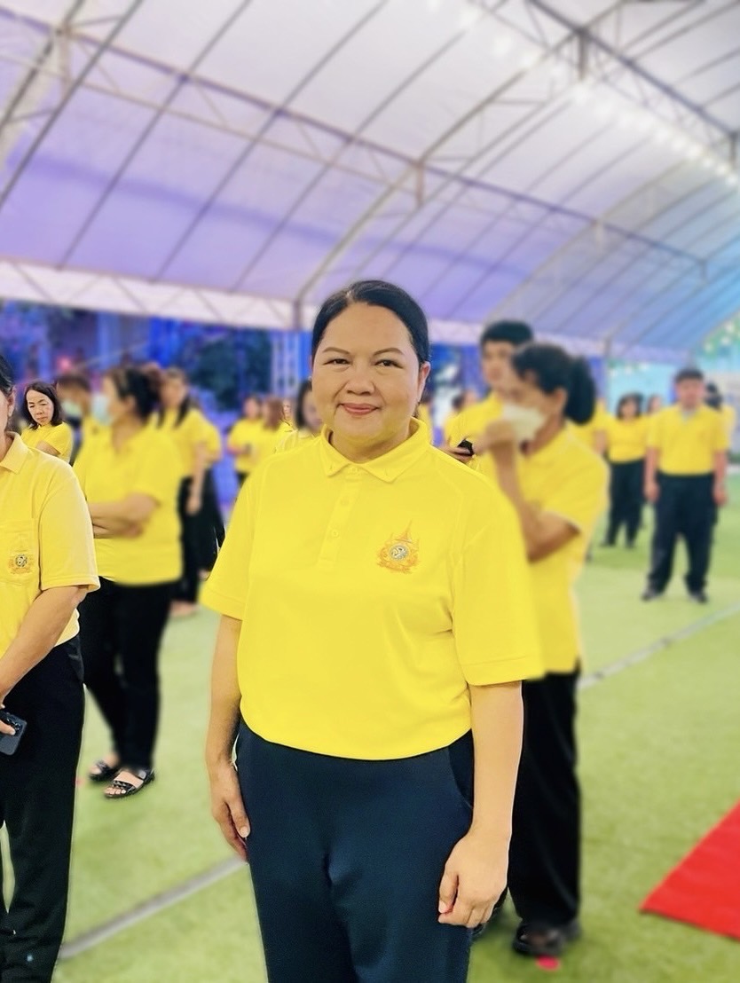 พช.สุโขทัย ร่วมพิธีประดิษฐานธงตราสัญลักษณ์ งานเฉลิมพระเกียรติพระบาทสมเด็จพระเจ้าอยู่หัว เนื่องในโอกาสพระราชพิธีมหามงคลเฉลิมพระชนมพรรษา 6 รอบ 28 กรกฎาคม 2567 เพื่อเฉลิมฉลอง ณ เวทีกลาง ศาลากลางจังหวัดสุโขทัย