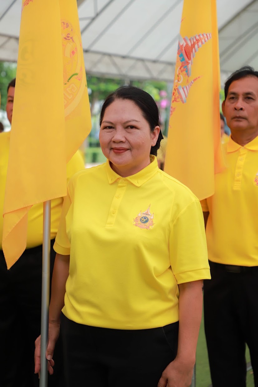 พช.สุโขทัย ร่วมพิธีส่งมอบธงตราสัญลักษณ์ฯ ให้กับจังหวัดกำแพงเพชร ในกิจกรรมเดิน วิ่ง ปั่น ธงตราสัญลักษณ์งานเฉลิมพระเกียรติ พระบาทสมเด็จพระเจ้าอยู่หัวฯ