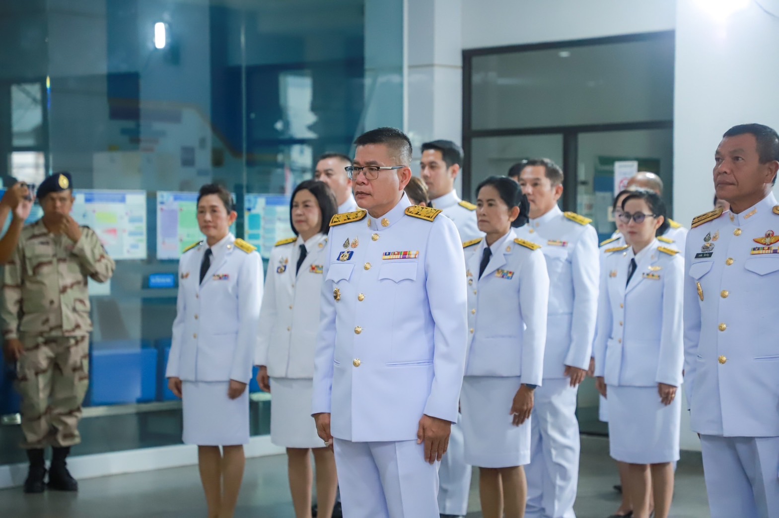 พช.สุโขทัย ร่วมพิธีเชิญน้ำพระพุทธมนต์ศักดิ์สิทธิ์ด้วยความเรียบร้อยและสมพระเกียรติ