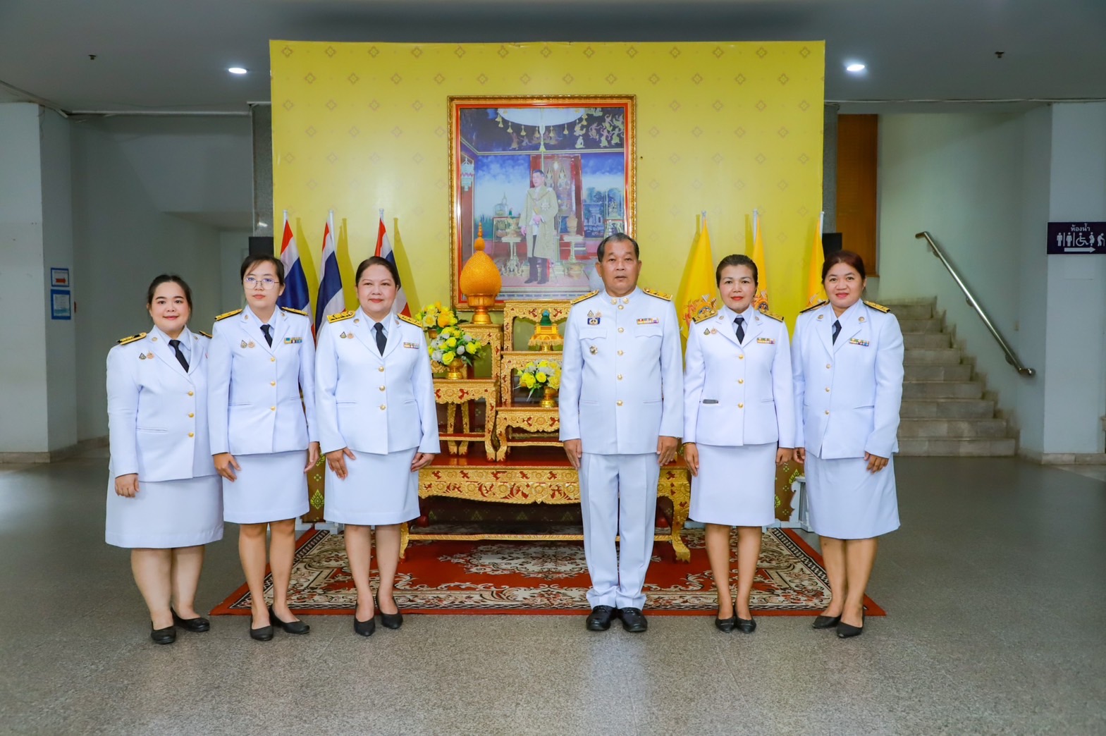 พช.สุโขทัย ร่วมพิธีเชิญน้ำพระพุทธมนต์ศักดิ์สิทธิ์ด้วยความเรียบร้อยและสมพระเกียรติ