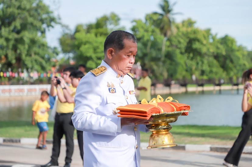 พช.สุโขทัย ร่วมประกอบพิธีบรรพชาอุปสมบท ในโครงการบรรพชาอุปสมบท เฉลิมพระเกียรติพระบาทสมเด็จพระเจ้าอยู่หัว เนื่องในโอกาสพระราชพิธีมหามงคลเฉลิมพระชนมพรรษา 6 รอบ 28 กรกฎาคม 2567