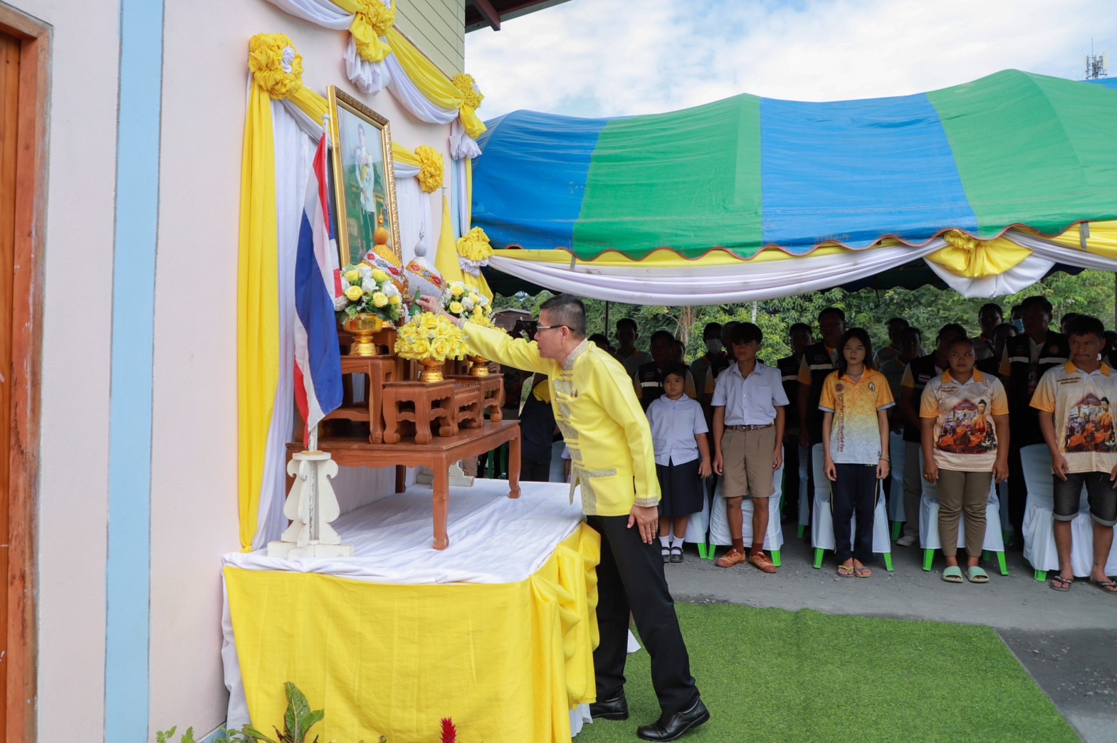 จังหวัดสุโขทัย ส่งมอบบ้านโครงการ “บ้านห่วงใยจากใจ GLO ประจำปี 2566” และสิ่งของจำเป็นแก่ครัวเรือนเป้าหมาย TPMAP