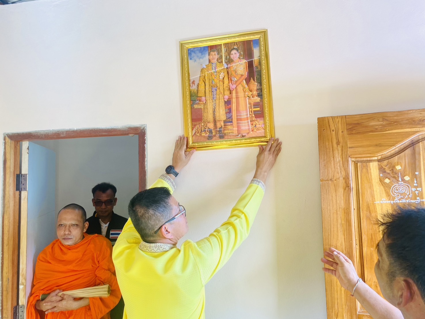 จังหวัดสุโขทัย ส่งมอบบ้านโครงการ “บ้านห่วงใยจากใจ GLO ประจำปี 2566” และสิ่งของจำเป็นแก่ครัวเรือนเป้าหมาย TPMAP