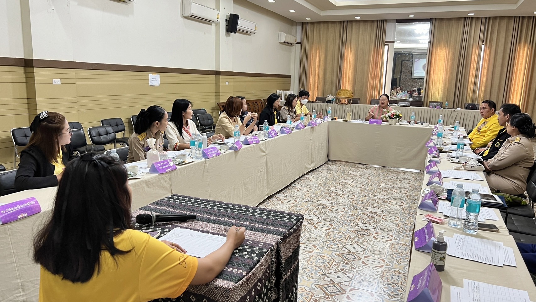 ผู้ตรวจราชการกรมการพัฒนาชุมชน ให้เกียรติร่วมกิจกรรมการพัฒนาผลิตภัณฑ์ Otop โดยเครือข่ายองค์การ องค์ความรู้ ( Knowleage – Base Otop ) จังหวัดสุโขทัย