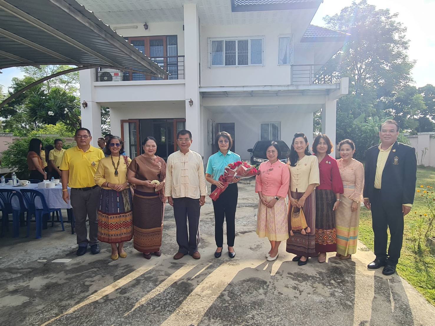 พช.สุโขทัย ร่วมส่ง นางสงวน มะเสนา รองผู้ว่าราชการจังหวัดสุโขทัย ในการเดินทางไปปฏิบัติราชการในตำแหน่งรองผู้ว่าราชการจังหวัดนครพนม