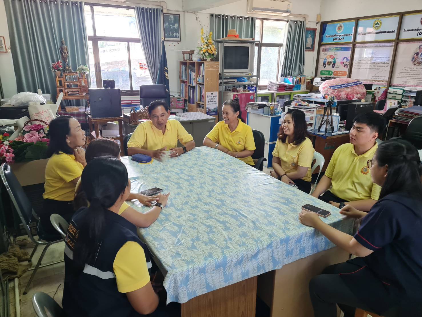 พช.สุโขทัยติดตามเยี่ยมและให้กำลังใจ พช.คีรีมาศ