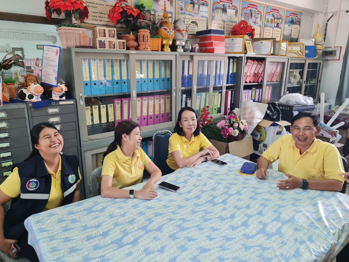 พช.สุโขทัยติดตามเยี่ยมและให้กำลังใจ พช.คีรีมาศ