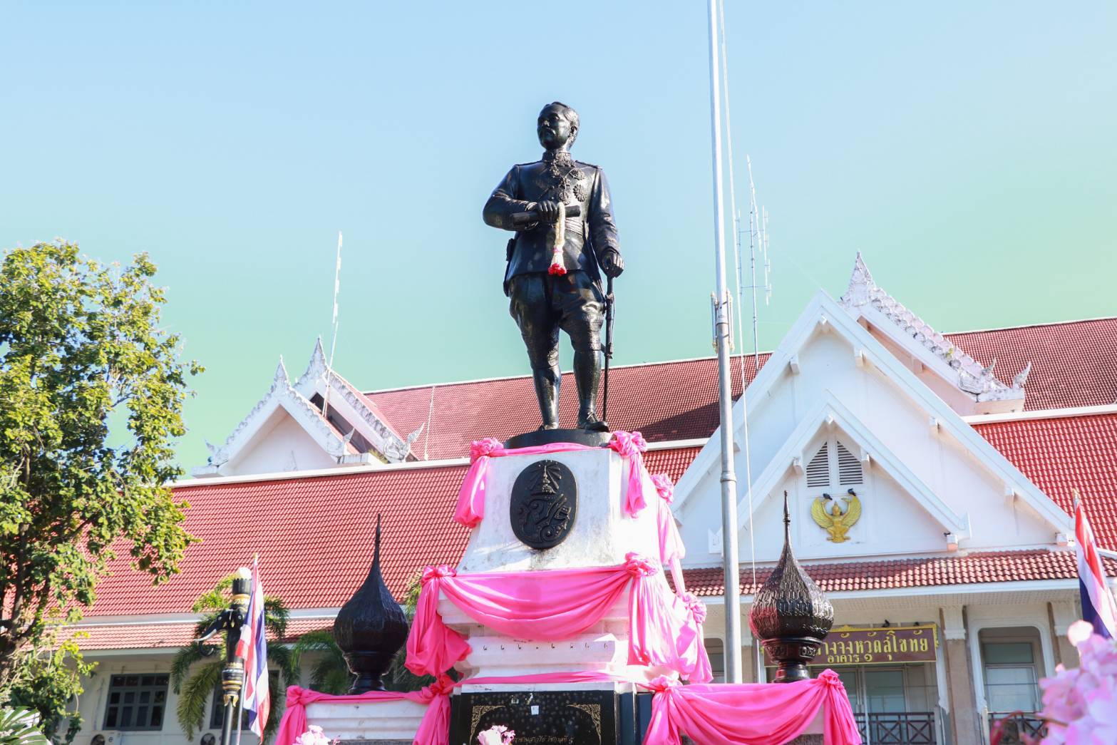 พช.สุโขทัยร่วมพิธีวันคล้ายวันสวรรคตพระบาทสมเด็จพระจุลจอมเกล้าเจ้าอยู่หัว “วันปิยมหาราช”