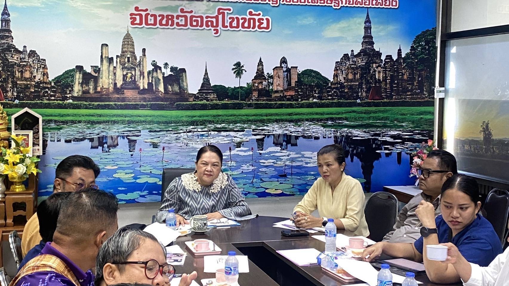 พช.สุโขทัยจัดประชุมผู้ผลิต ผู้ประกอบการ OTOP จังหวัดสุโขทัย