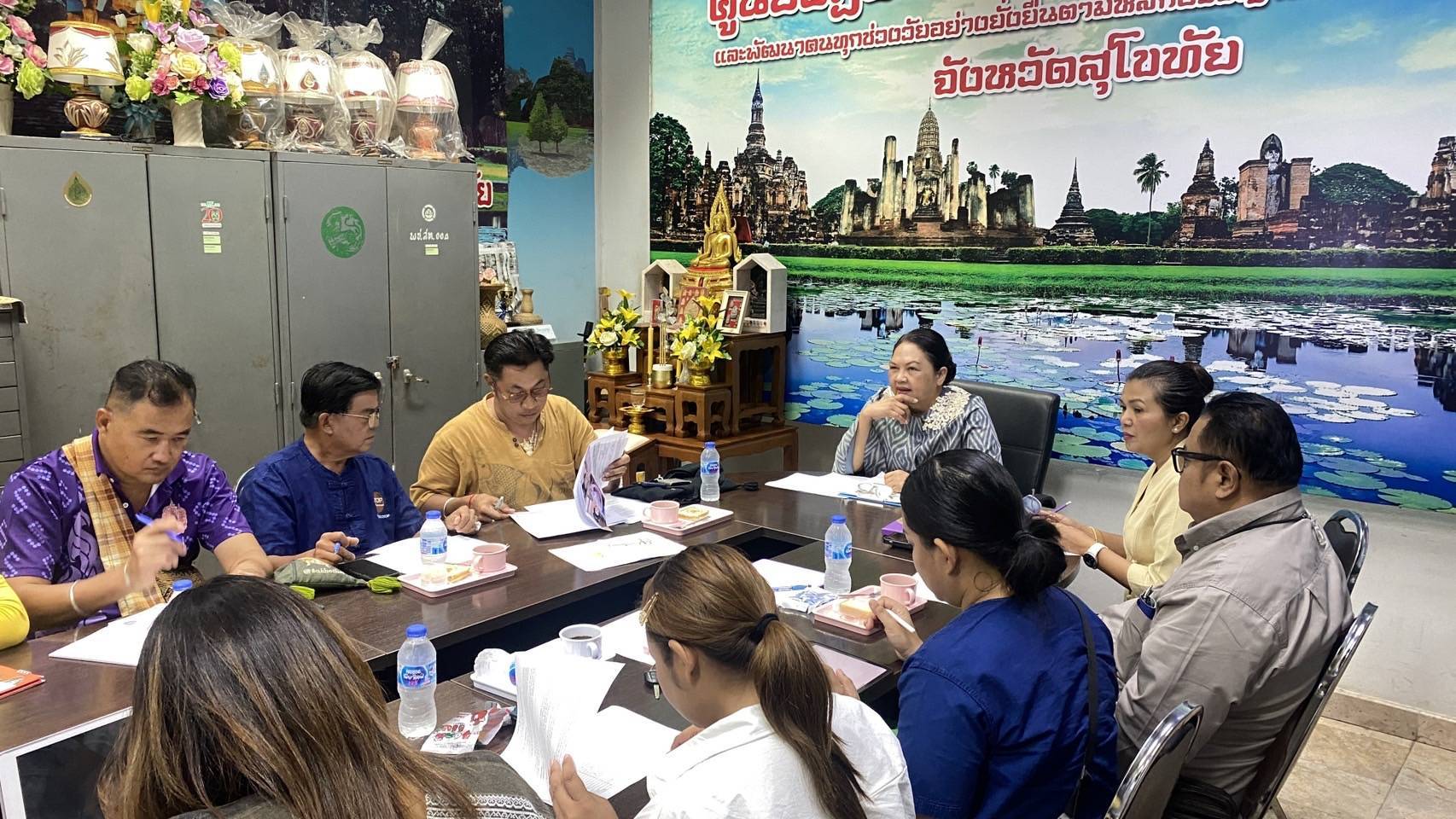 พช.สุโขทัยจัดประชุมผู้ผลิต ผู้ประกอบการ OTOP จังหวัดสุโขทัย