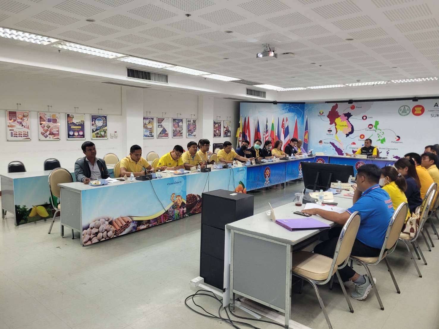 พช.สุโขทัยร่วมประชุมคณะทำงานเฝ้าระวังปัญหายาเสพติดจังหวัดสุโขทัย (โต๊ะข่าว)