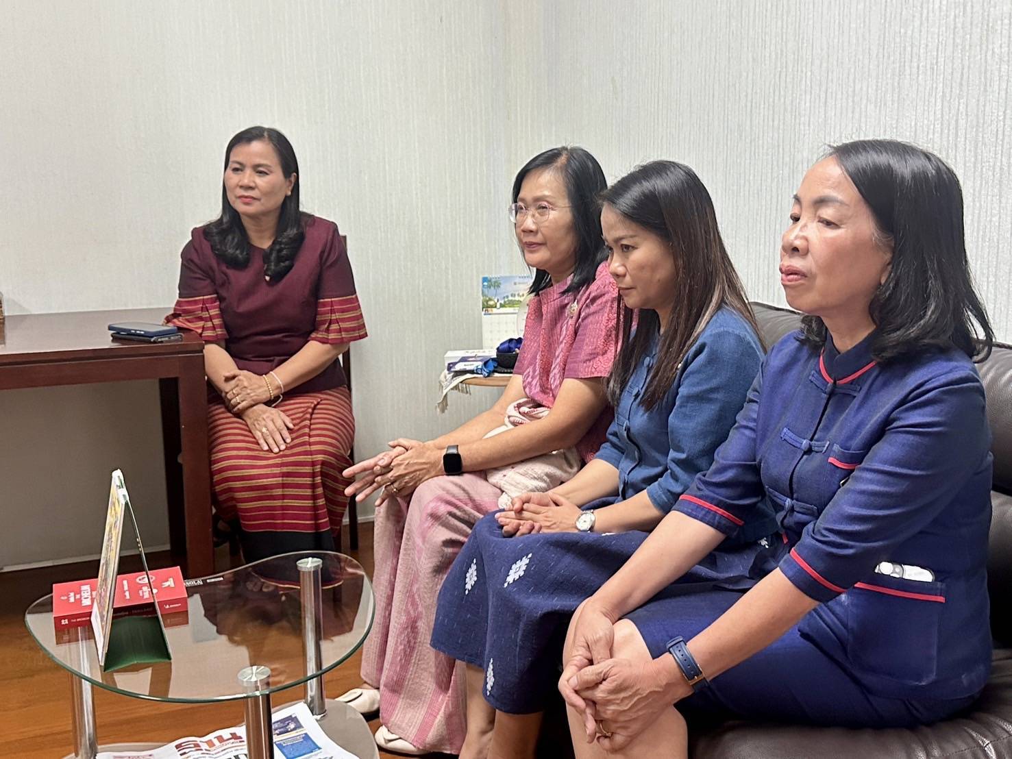 พช.สุโขทัย : ร่วมหารือข้อราชการและร่วมแสดงความยินดีพร้อมรับมอบนโยบายงานพัฒนาชุมชน 🌈