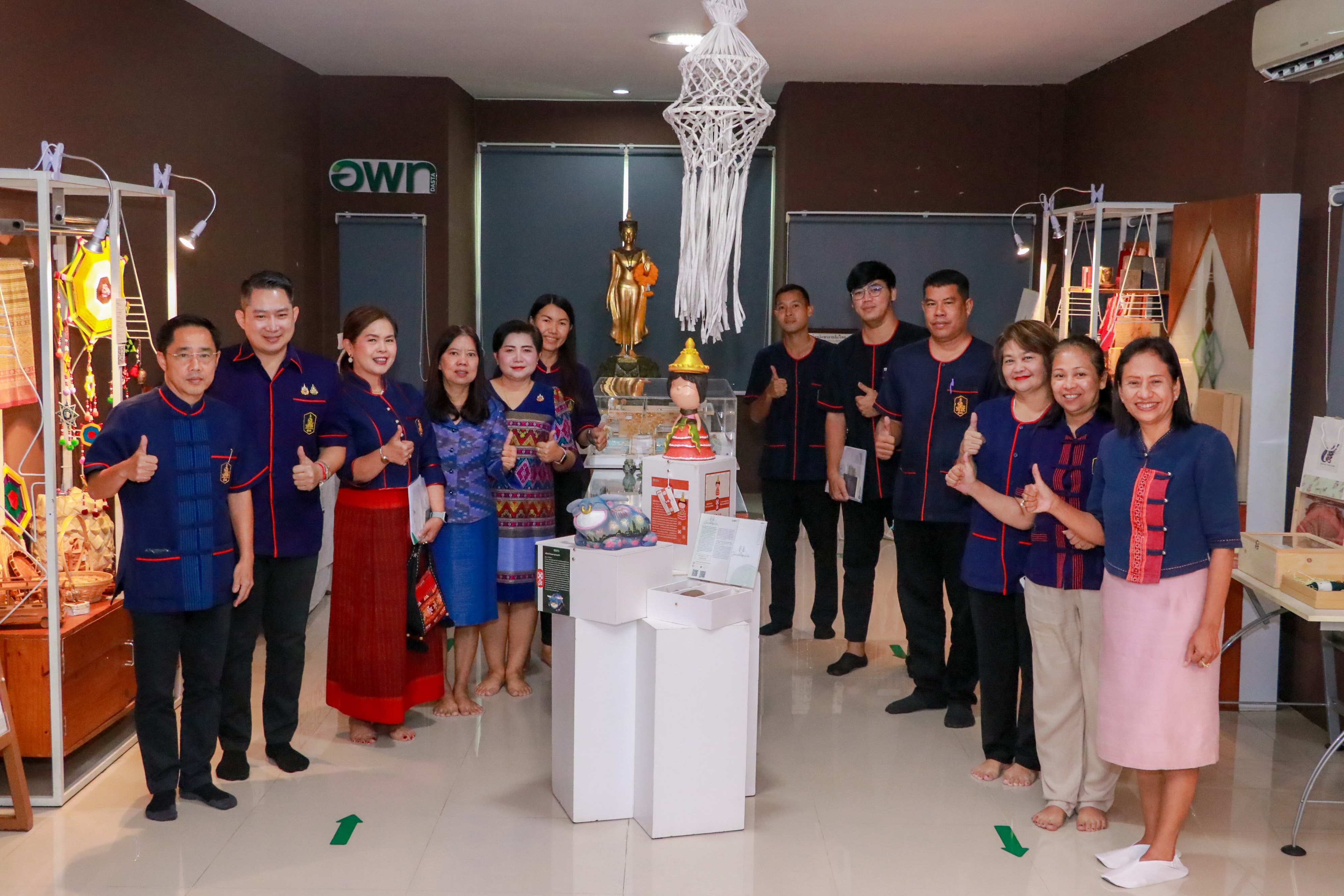 อพท.สุโขทัยจัดประชุมบูรณาการขับเคลื่อนการท่องเที่ยวจังหวัดสุโขทัย และลงพื้นที่รับฟังรายงานสรุปผลการดำเนินงานพัฒนาแหล่งท่องเที่ยวยั่งยืนต้นแบบ ตำบลเมืองเก่า จังหวัดสุโขทัย