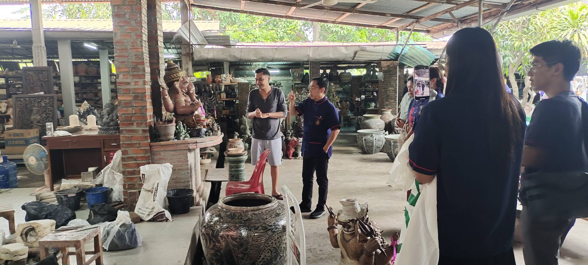 อพท.สุโขทัยจัดประชุมบูรณาการขับเคลื่อนการท่องเที่ยวจังหวัดสุโขทัย และลงพื้นที่รับฟังรายงานสรุปผลการดำเนินงานพัฒนาแหล่งท่องเที่ยวยั่งยืนต้นแบบ ตำบลเมืองเก่า จังหวัดสุโขทัย