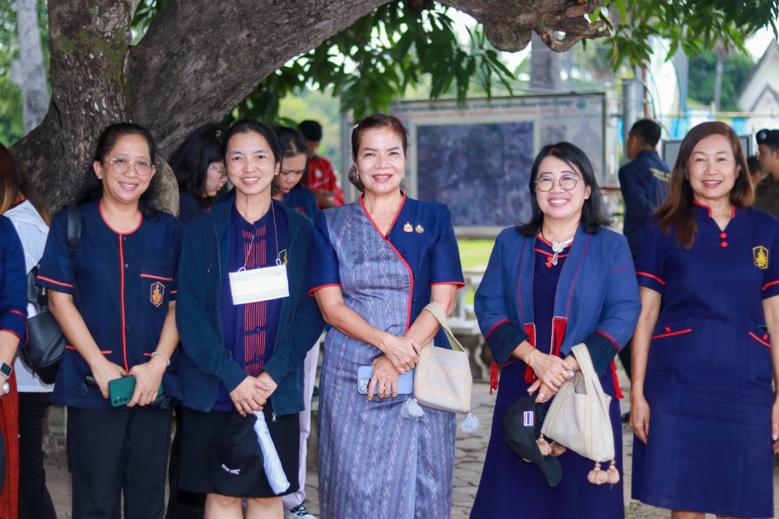 รองผู้ว่าราชการจังหวัดสุโขทัยลงพื้นที่ตรวจเยี่ยมความพร้อมในการจัดงานประเพณีลอยกระทง เผาเทียน เล่นไฟ จังหวัดสุโขทัย ประจำปี 2567