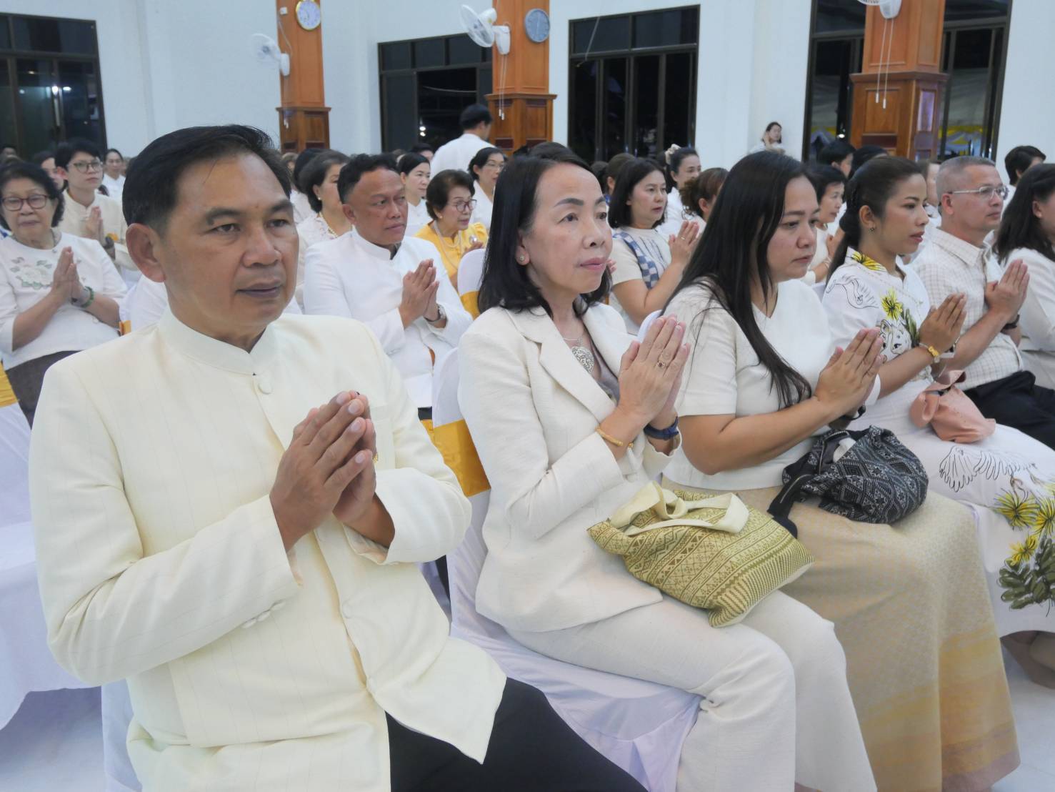 พช.สุโขทัยร่วมพิธีสมโภชผ้าพระกฐินพระราชทาน ณ วัดศรีสุทธาวาส พระอารามหลวง ตำบลกุดป่อง อำเภอเมืองเลย จังหวัดเลย