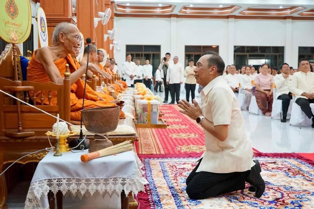 พช.สุโขทัยร่วมพิธีสมโภชผ้าพระกฐินพระราชทาน ณ วัดศรีสุทธาวาส พระอารามหลวง ตำบลกุดป่อง อำเภอเมืองเลย จังหวัดเลย