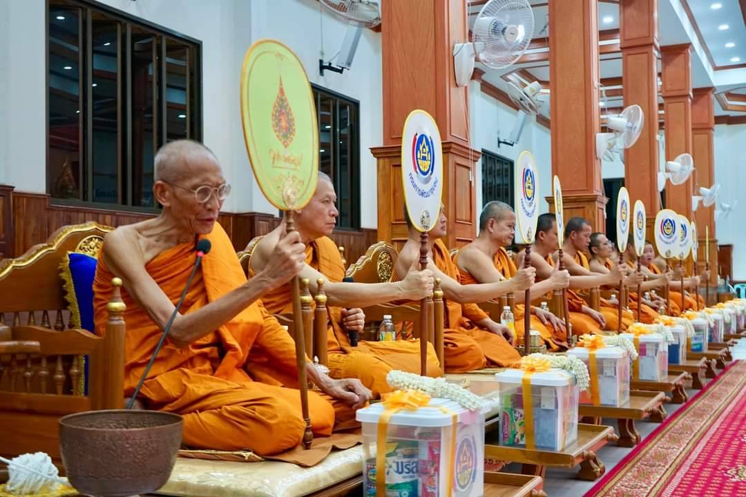 พช.สุโขทัยร่วมพิธีสมโภชผ้าพระกฐินพระราชทาน ณ วัดศรีสุทธาวาส พระอารามหลวง ตำบลกุดป่อง อำเภอเมืองเลย จังหวัดเลย