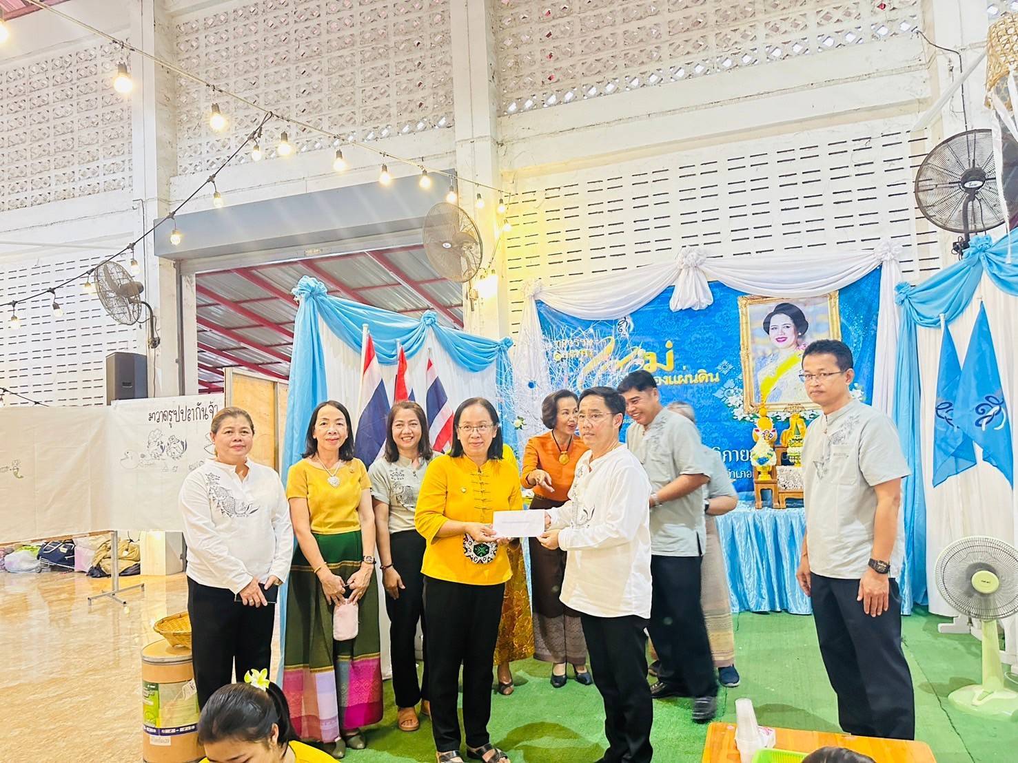 พช.สุโขทัย ร่วมพิธีเปิดงานเทศกาลกินปลาอำเภอกงไกรลาศ ประจำปี 2567