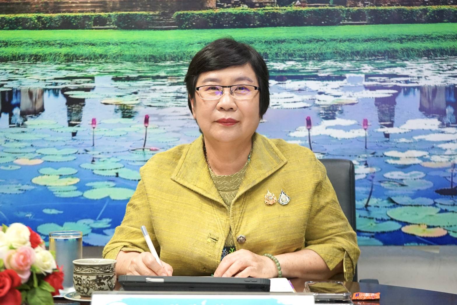 หัวหน้าผู้ตรวจราชการกรมการพัฒนาชุมชน และ พช.สุโขทัยร่วมประชุมกรมการพัฒนาชุมชน ครั้งที่ 11/2567