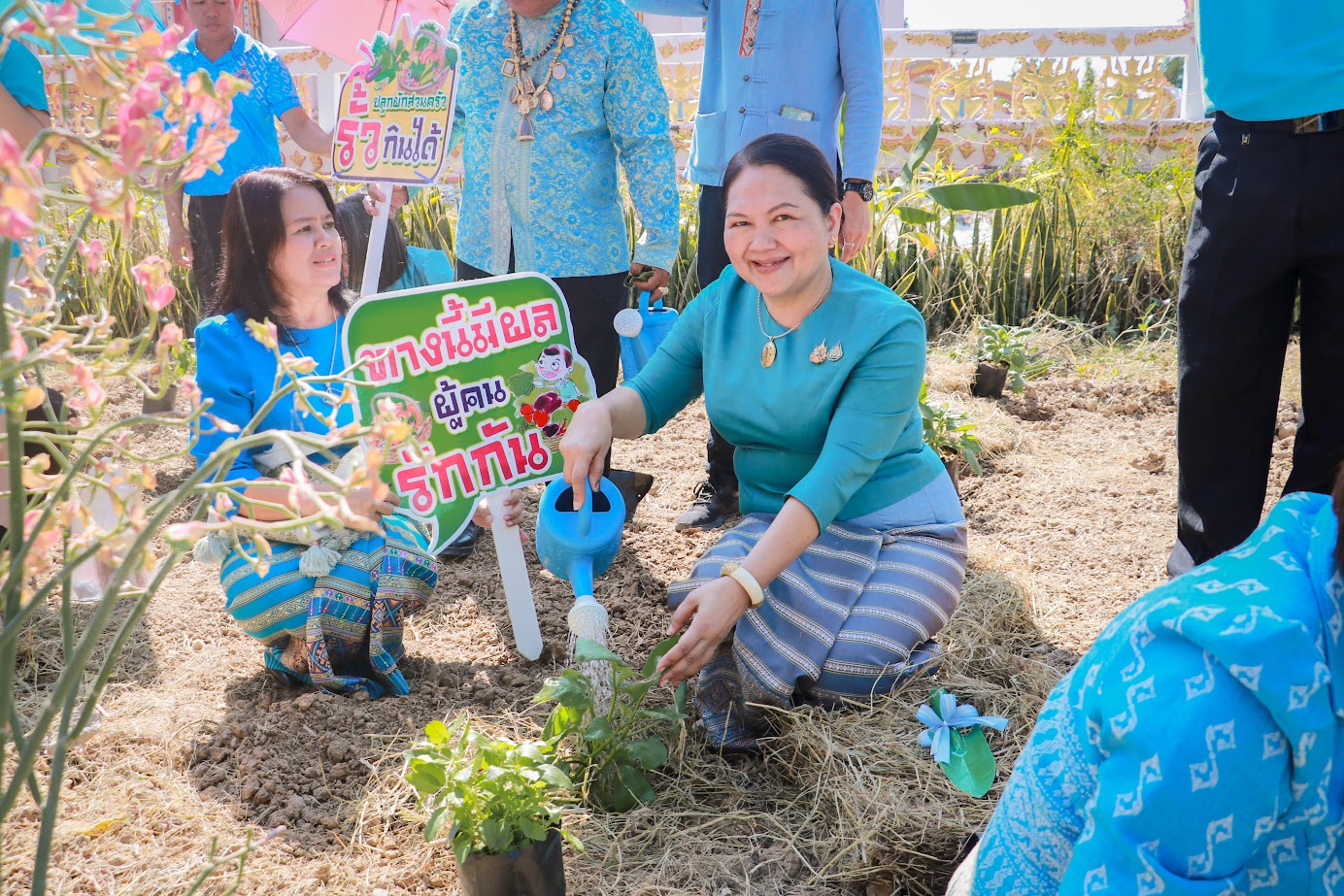 จังหวัดสุโขทัยจัดกิจกรรม 25 พฤศจิกายน วันกองทุนแม่ของแผ่นดิน ภายใต้แนวคิด “2 ทศวรรษ กองทุนแม่ของแผ่นดินครอบครัวอบอุ่น ชุมชนเข้มแข็ง”