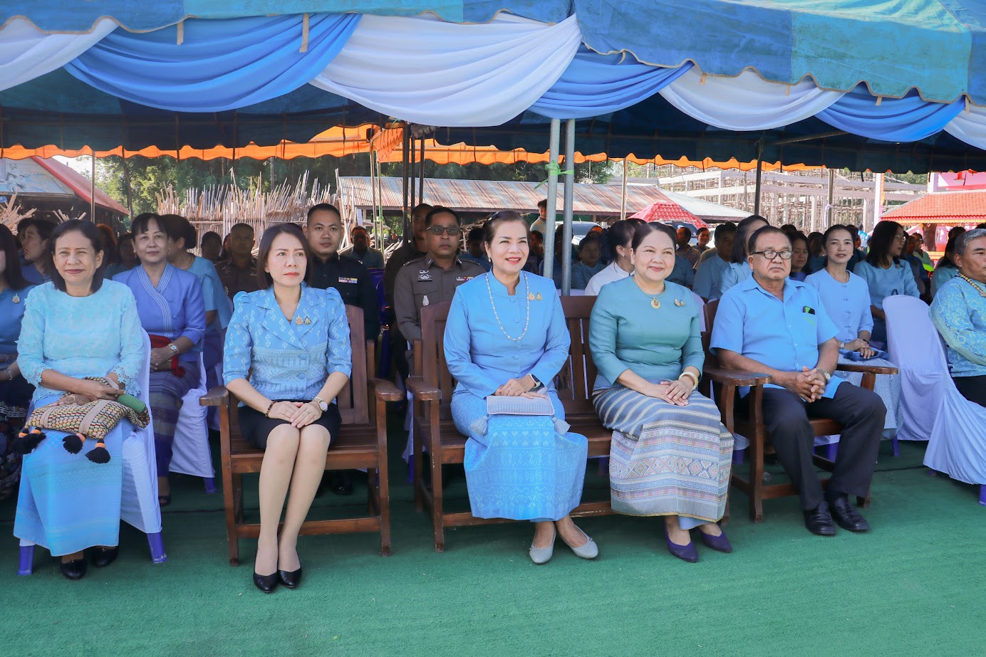 จังหวัดสุโขทัยจัดกิจกรรม 25 พฤศจิกายน วันกองทุนแม่ของแผ่นดิน ภายใต้แนวคิด “2 ทศวรรษ กองทุนแม่ของแผ่นดินครอบครัวอบอุ่น ชุมชนเข้มแข็ง”