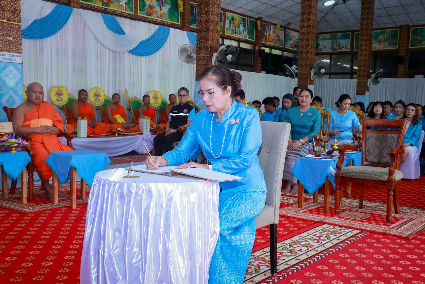 จังหวัดสุโขทัยจัดกิจกรรม 25 พฤศจิกายน วันกองทุนแม่ของแผ่นดิน ภายใต้แนวคิด “2 ทศวรรษ กองทุนแม่ของแผ่นดินครอบครัวอบอุ่น ชุมชนเข้มแข็ง”