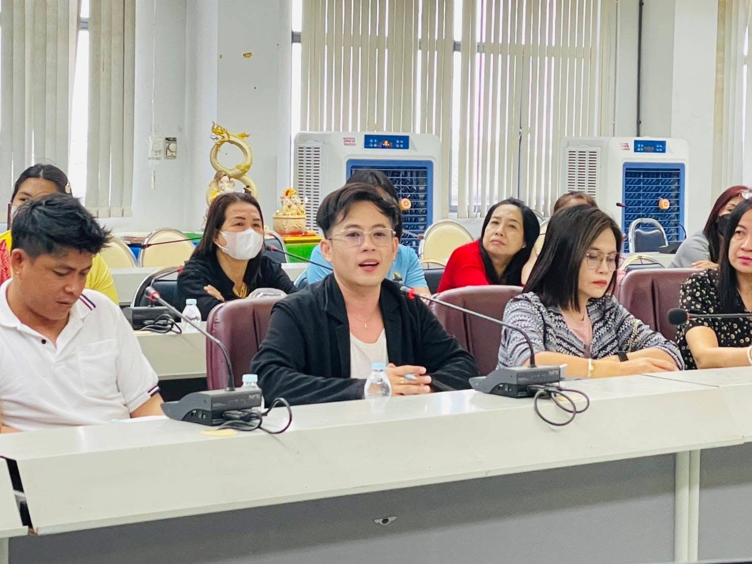 พัฒนาชุมชนสุโขทัยจัดประชุมผู้ผลิต ผู้ประกอบการ OTOP จังหวัดสุโขทัย ประจำปี 2568