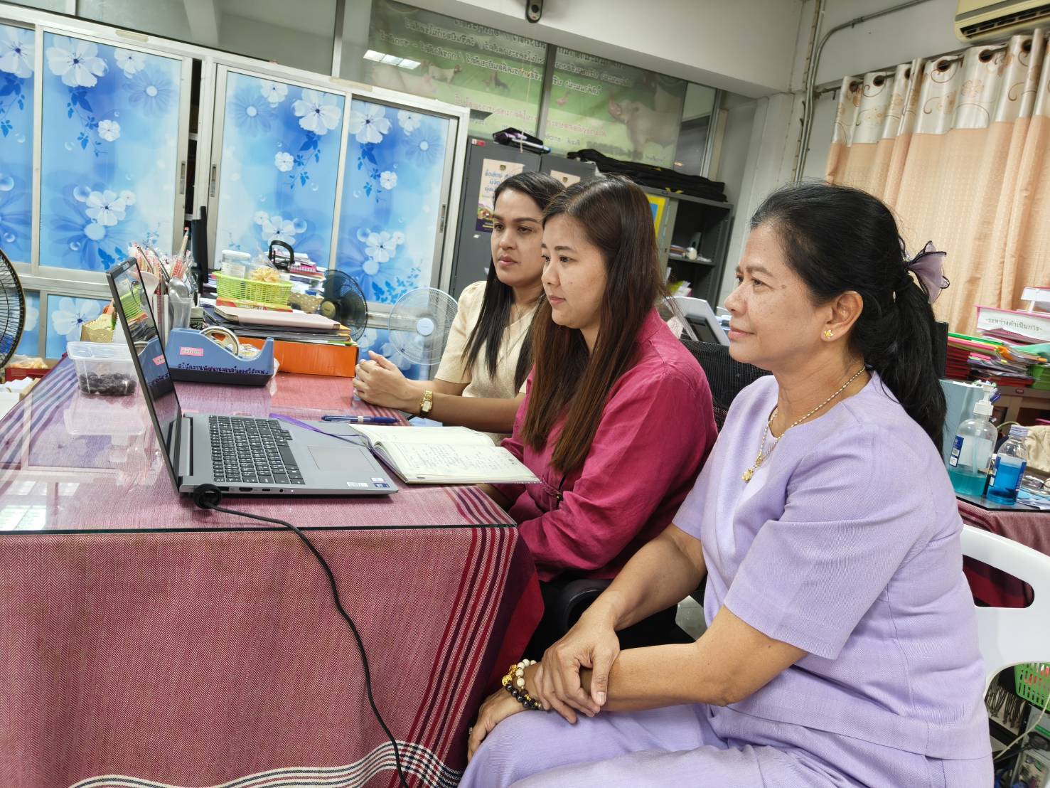 ผู้ตรวจราชการกรมการพัฒนาชุมชนมอบแนวทางการออกแบบงานและการทำงานเชิงกลยุทธ์