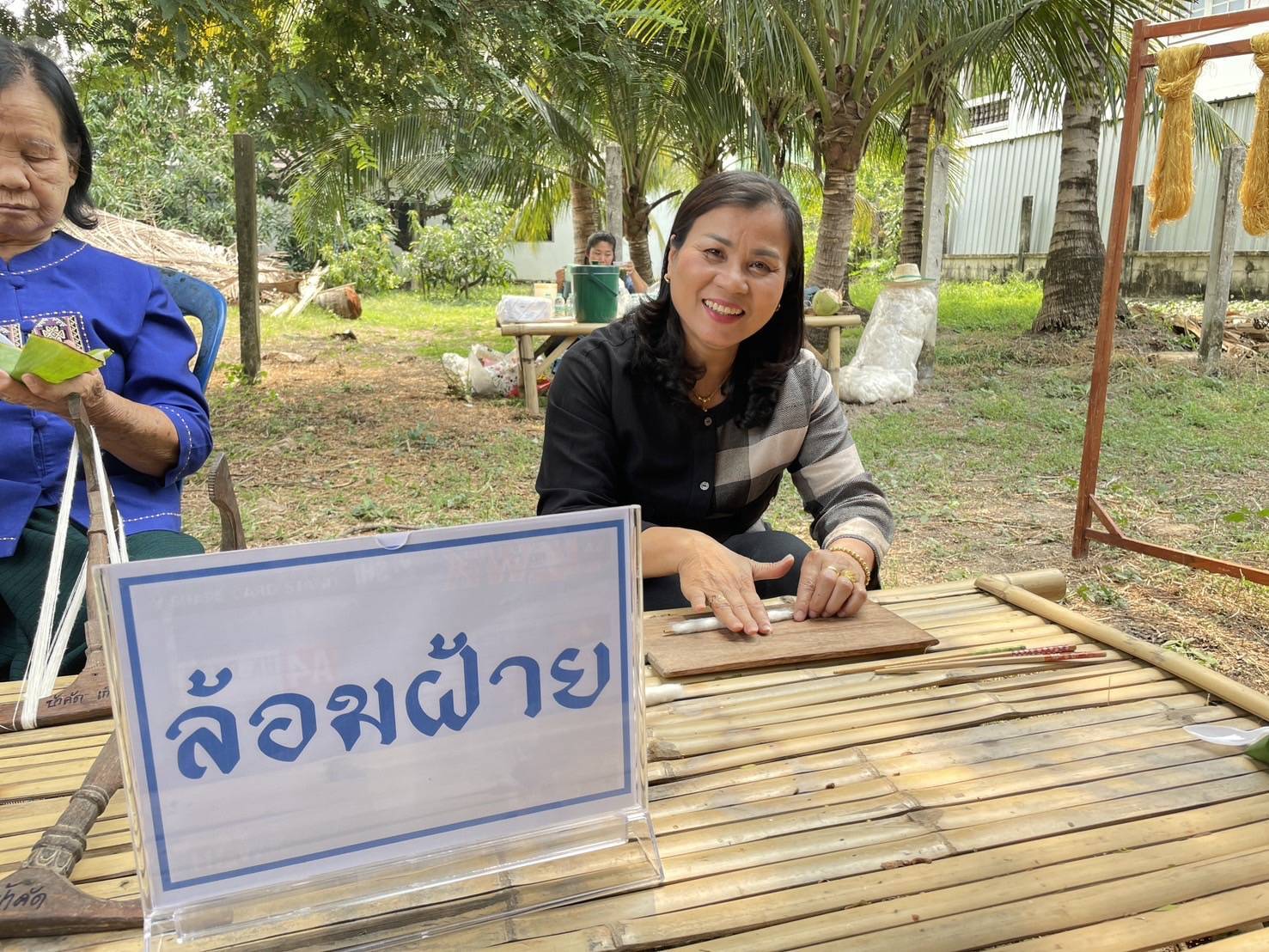 รองผู้ว่าราชการจังหวัดสุโขทัย ร่วมถ่ายทำรายการ”เมืองไทยดี๊ดี” ตอน : เส้นสายลายทองแห่งศรีสัชนาลัย