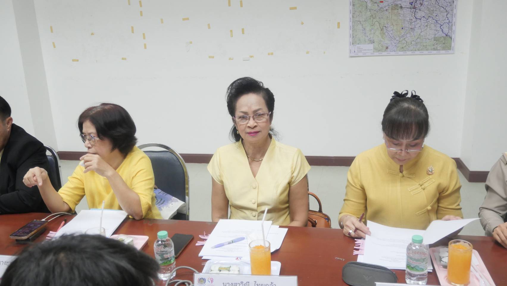 พัฒนาชุมชนสุโขทัยจัดประชุมอนุกรรมการบริหารกองทุนพัฒนาบทบาทสตรีจังหวัดสุโขทัย ครั้งที่ 3/2568