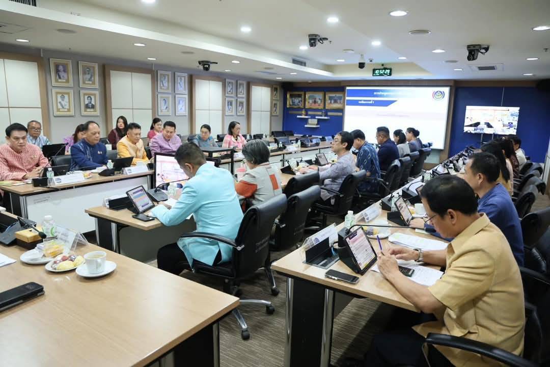 พัฒนาชุมชนสุโขทัยร่วมการประชุมกรมการพัฒนาชุมชน ครั้งที่ 3/2568 ผ่านระบบวิดีทัศน์ทางไกล (Video Conference)