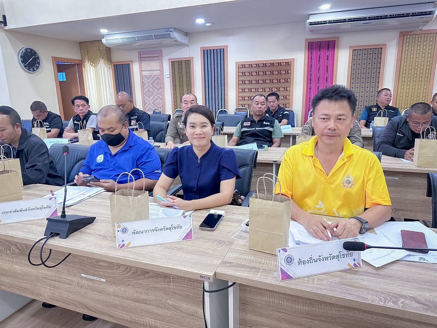 พัฒนาชุมชนสุโขทัยเข้าร่วมประชุมคณะกรรมการศูนย์อำนวยการป้องกันและปราบปรามยาเสพติดจังหวัดสุโขทัย (ศอ.ปส.จ.สท.) ครั้งที่ 2/2568